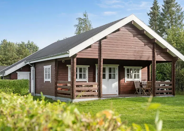 Semesterbostad 2 Bedroom Awesome In Hovborg